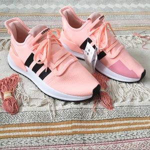 NWT ✨ Adidas U Path Run Vibrant Coral Sneakers